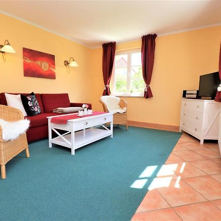 Achtern Hafen App 01 Apartment Вустров Екстериор снимка